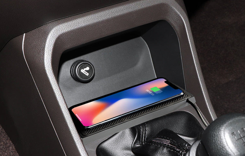 15W Wireless Car Charger Pad Non-Slip Qi Fast Charging for Android & iPhone 11/12/13/14 - Vehicle Phone Charger