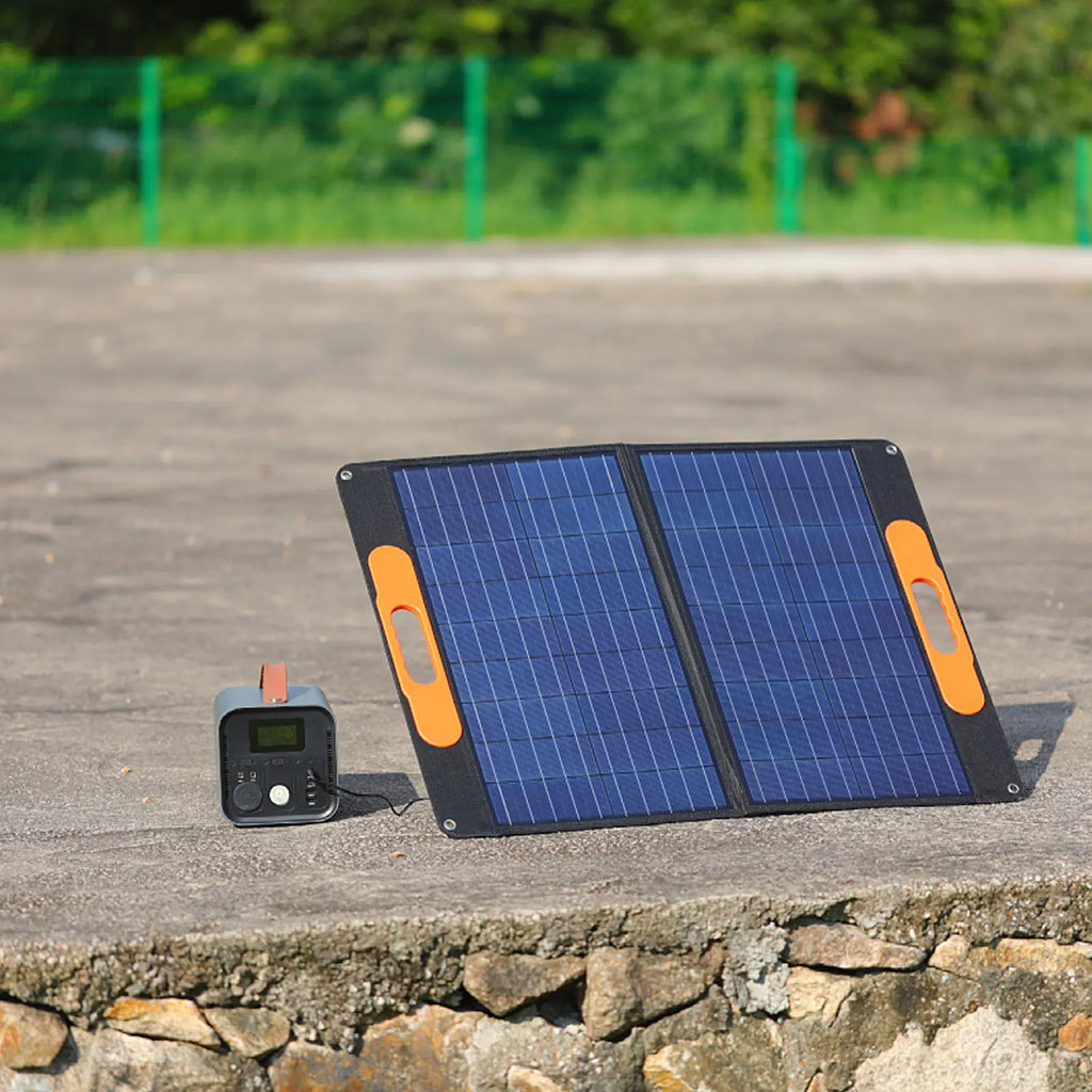 Portable Solar Panel Charger 100W IP67 Rain Proof USB A Type C Output 16V Waterproof Foldable Solar Charger for Camping