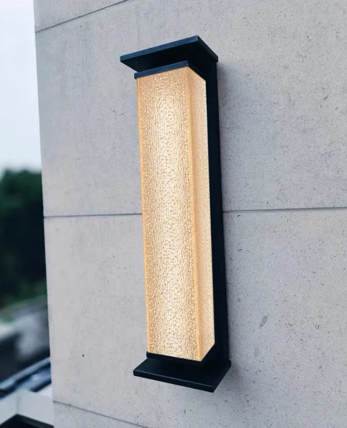Solar Wall Light Outdoor Dusk to Dawn Porch Lighting Fixture Waterproof Solar Lanterns Anti-Rust Lanterns for Front Patio Garage
