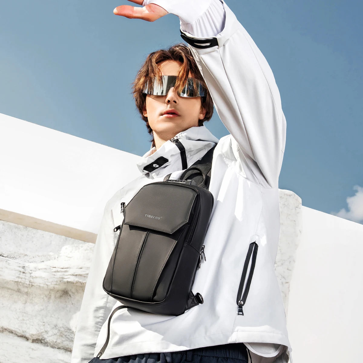 Tigernu Chest Bag Men 9.7inch IPad Pack Korean Style Shoulder Bag Waterproof Crossbody Bag Men's Anti-Theft Pack TSA